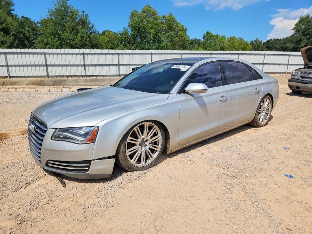 Вид 2013 AUDI A8 L QUATTRO, угол 1