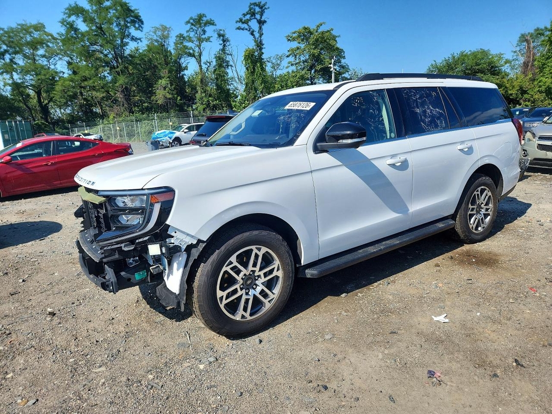 Vista de 2025 FORD EXPEDITION ACTIVE, ángulo 1