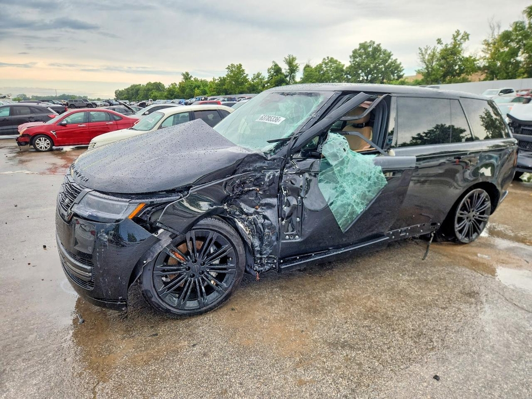 منظر 2026 LAND ROVER RANGE ROVER SE، زاوية 1
