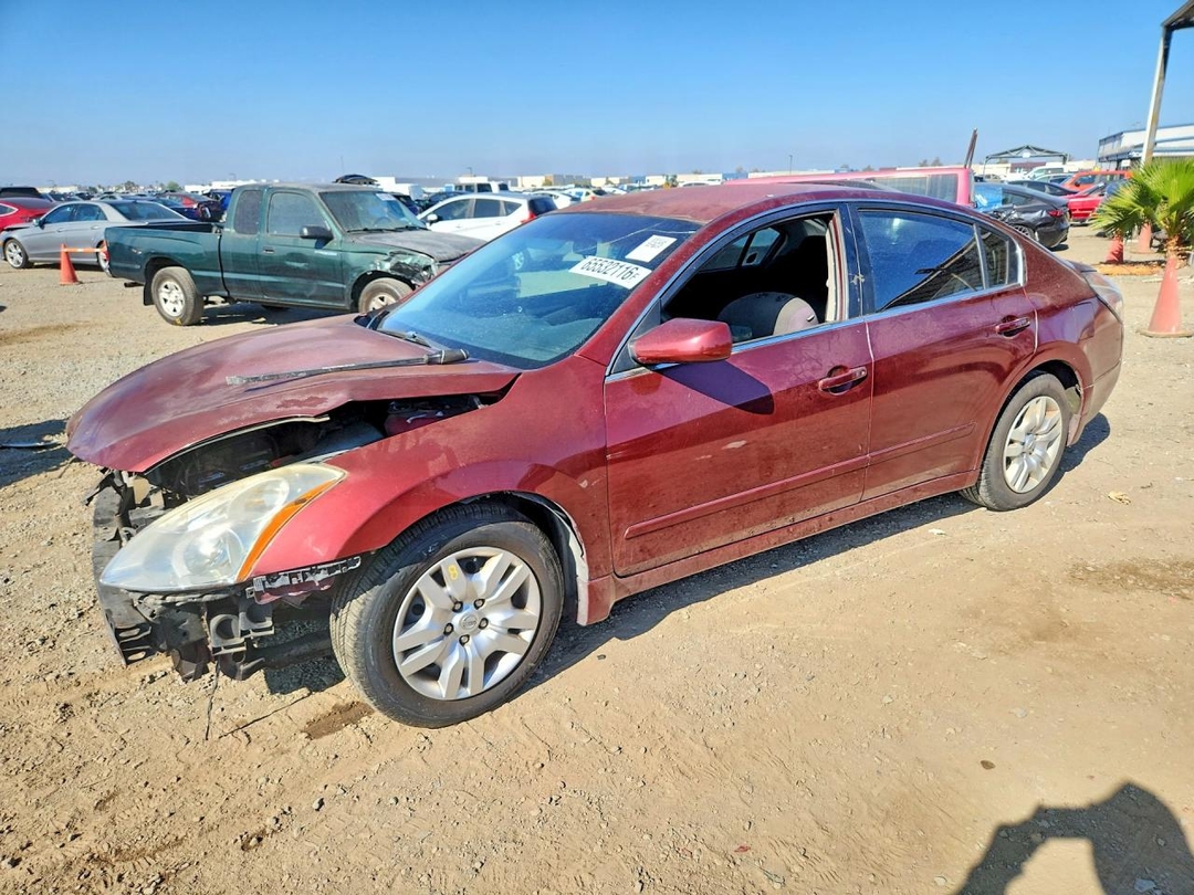 Vue de 2011 NISSAN ALTIMA 2.5, angle 1