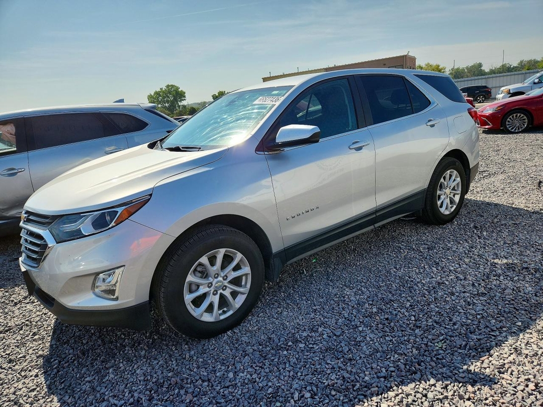 Вид 2021 CHEVROLET EQUINOX LT, угол 1