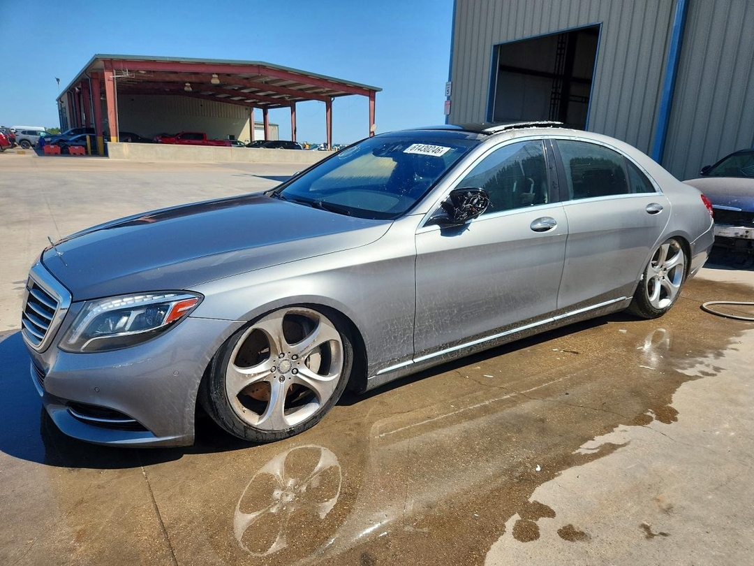 Vedere 2015 MERCEDES-BENZ S 550, unghi 1