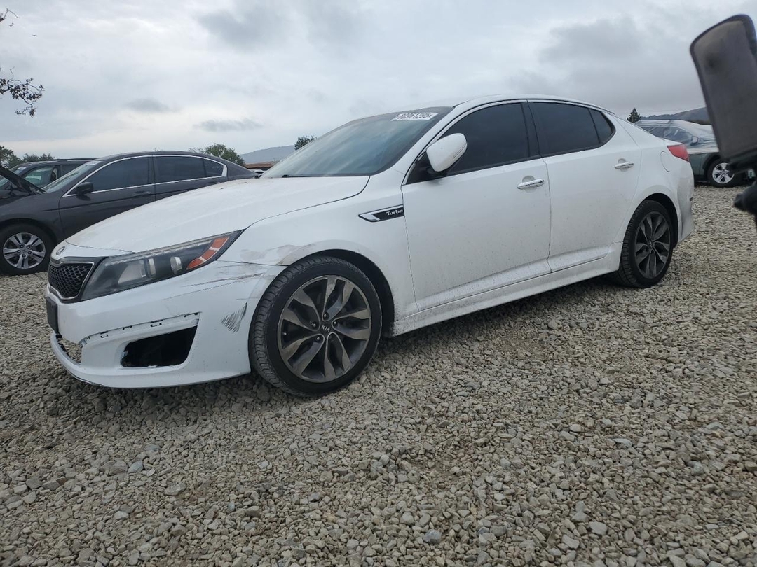 Vue de 2015 KIA OPTIMA SX, angle 1