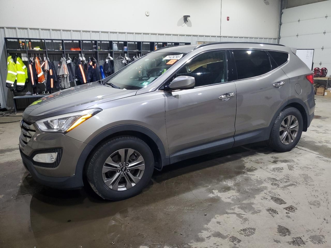 Vue de 2015 HYUNDAI SANTA FE SPORT, angle 1