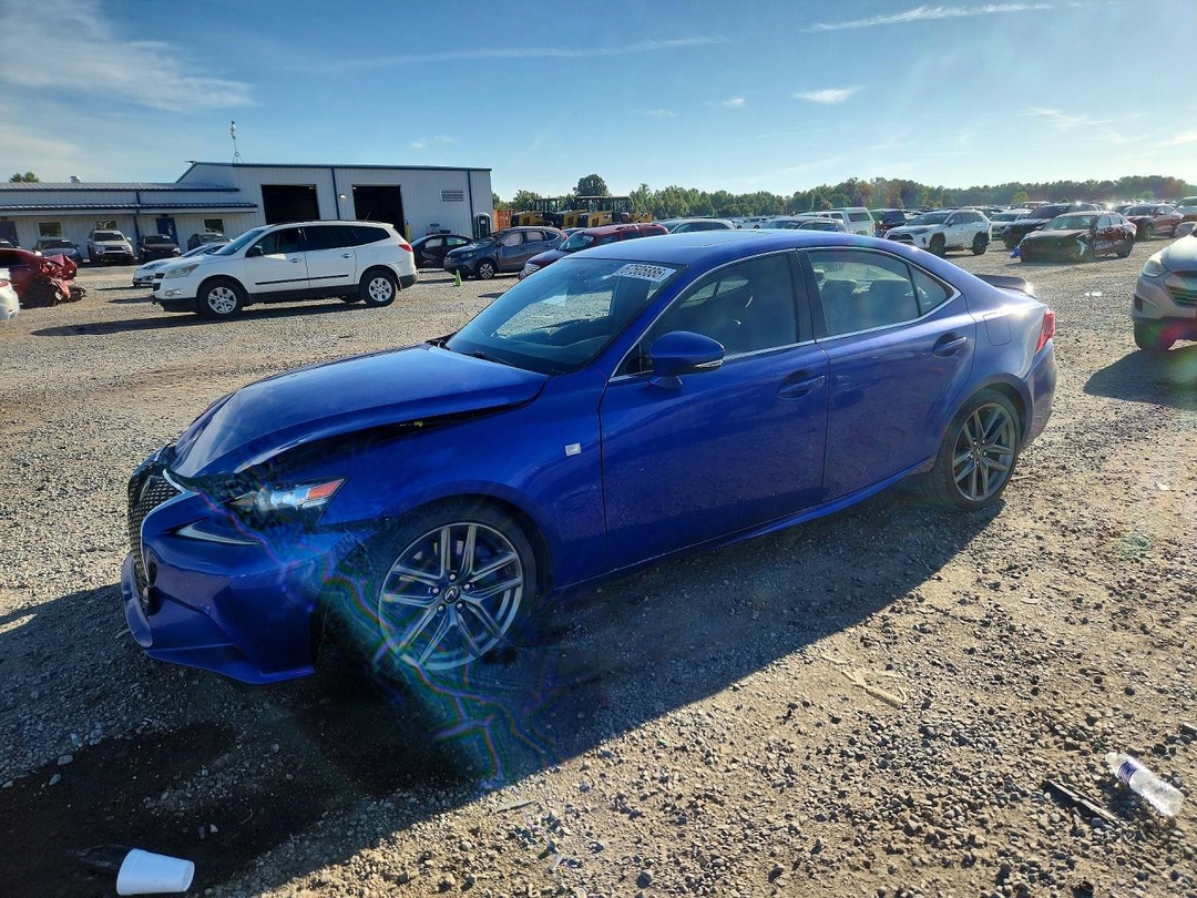 Вид 2015 LEXUS IS 350, угол 1