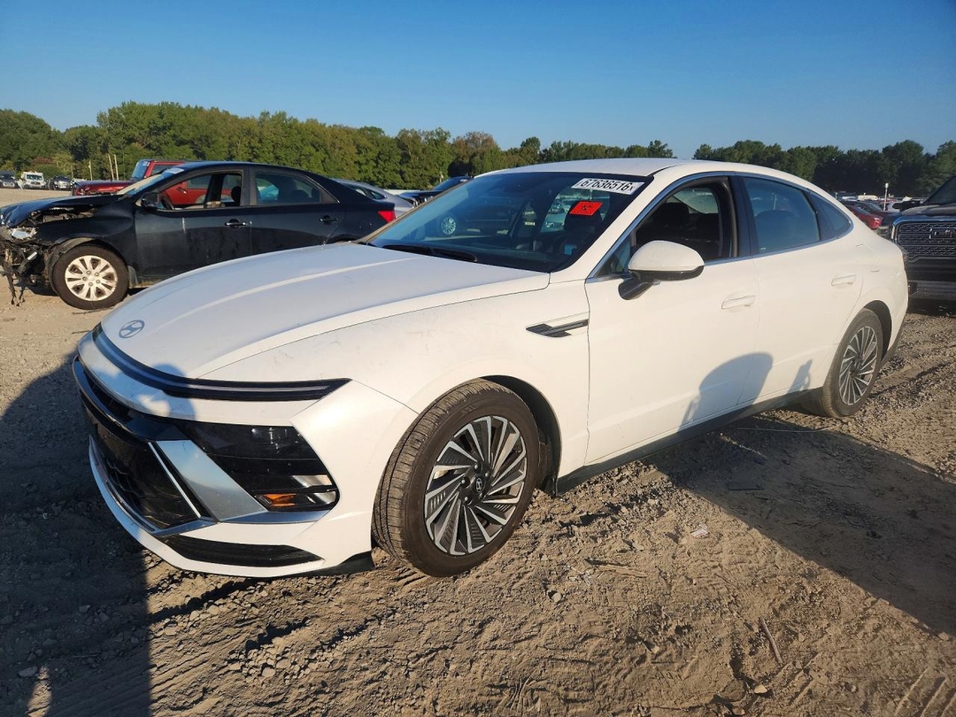 Vue de 2024 HYUNDAI SONATA HYBRID SEL, angle 1
