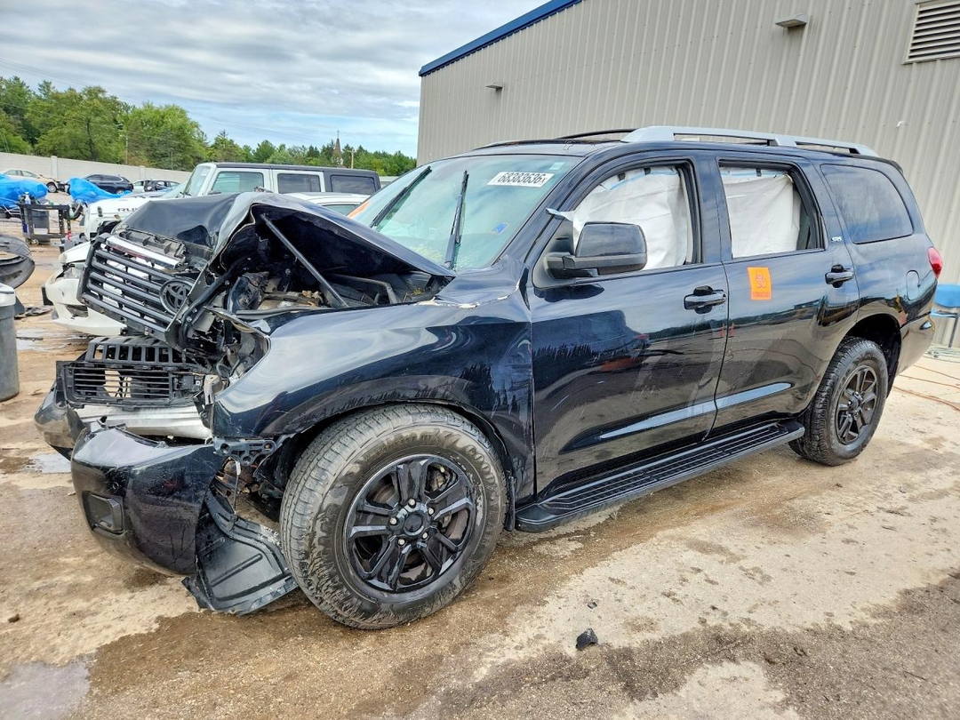 منظر 2018 TOYOTA SEQUOIA SR5، زاوية 1