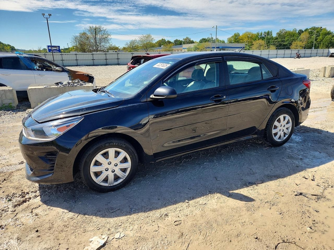 Вид 2023 KIA RIO S, угол 1