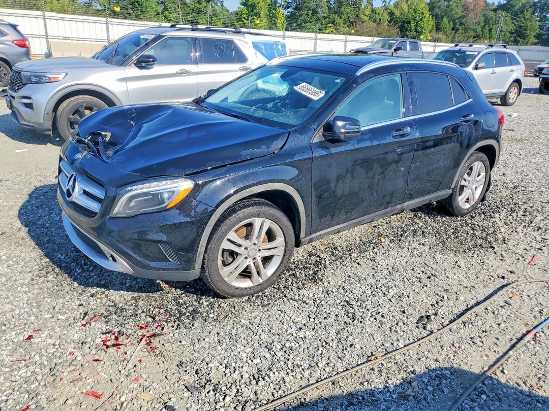 Vista de 2015 MERCEDES-BENZ GLA 250 4MATIC, ángulo 1