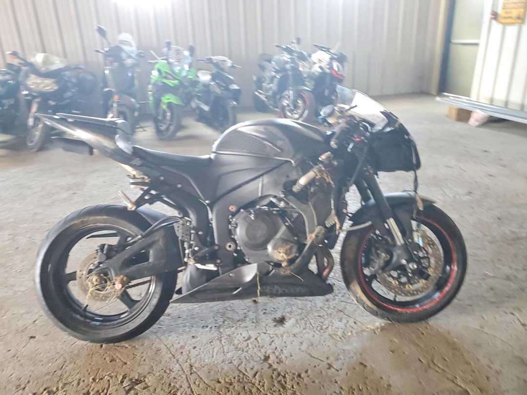منظر 2008 HONDA CBR600 RR، زاوية 1