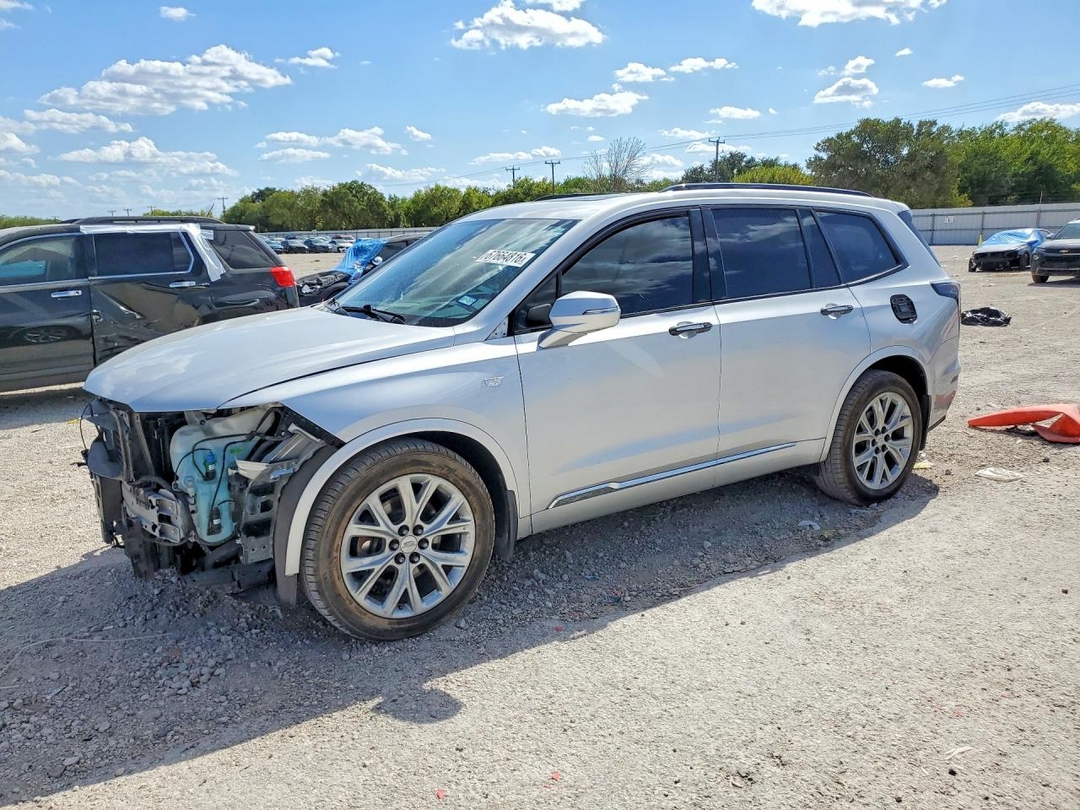Vue de 2020 CADILLAC XT6 SPORT, angle 1