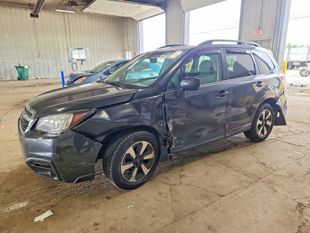 Вид 2017 SUBARU FORESTER 2.5I LIMITED, угол 1