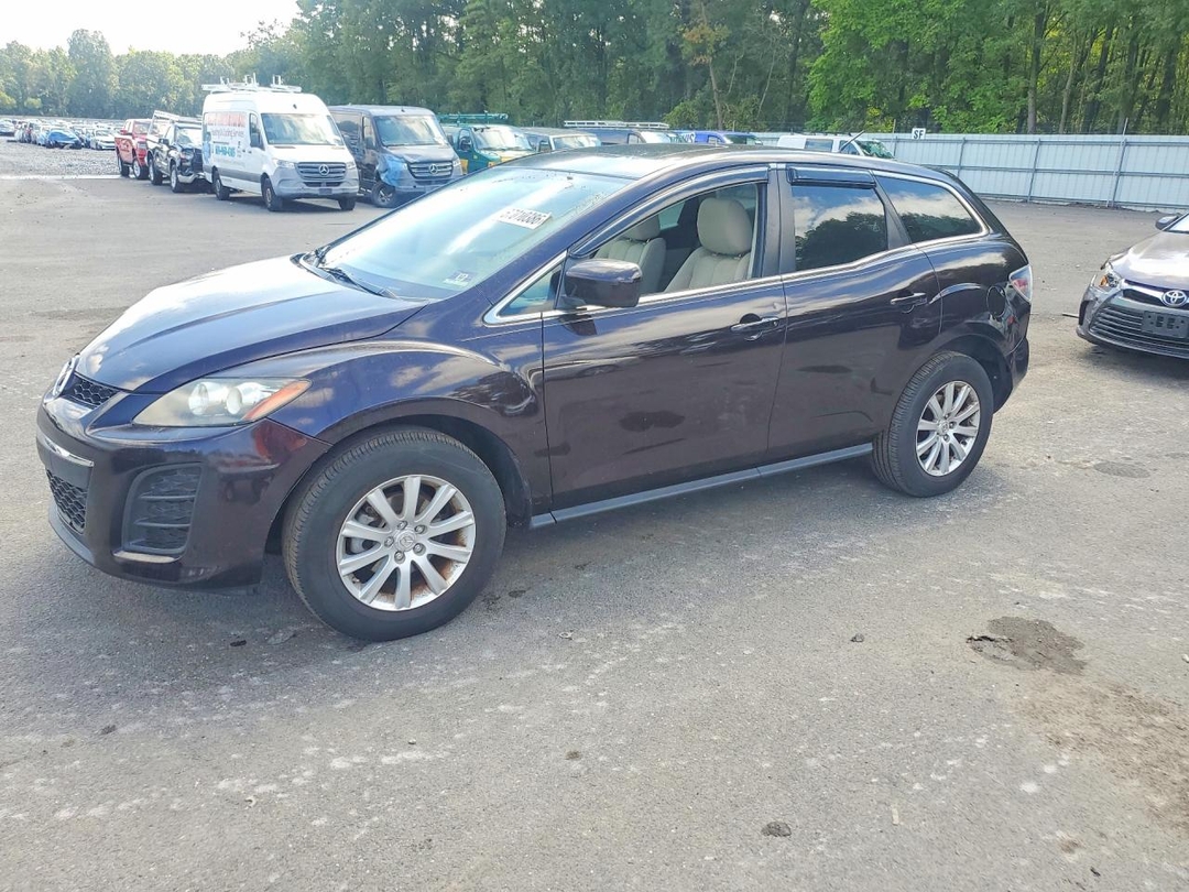 Vue de 2011 MAZDA CX-7, angle 1