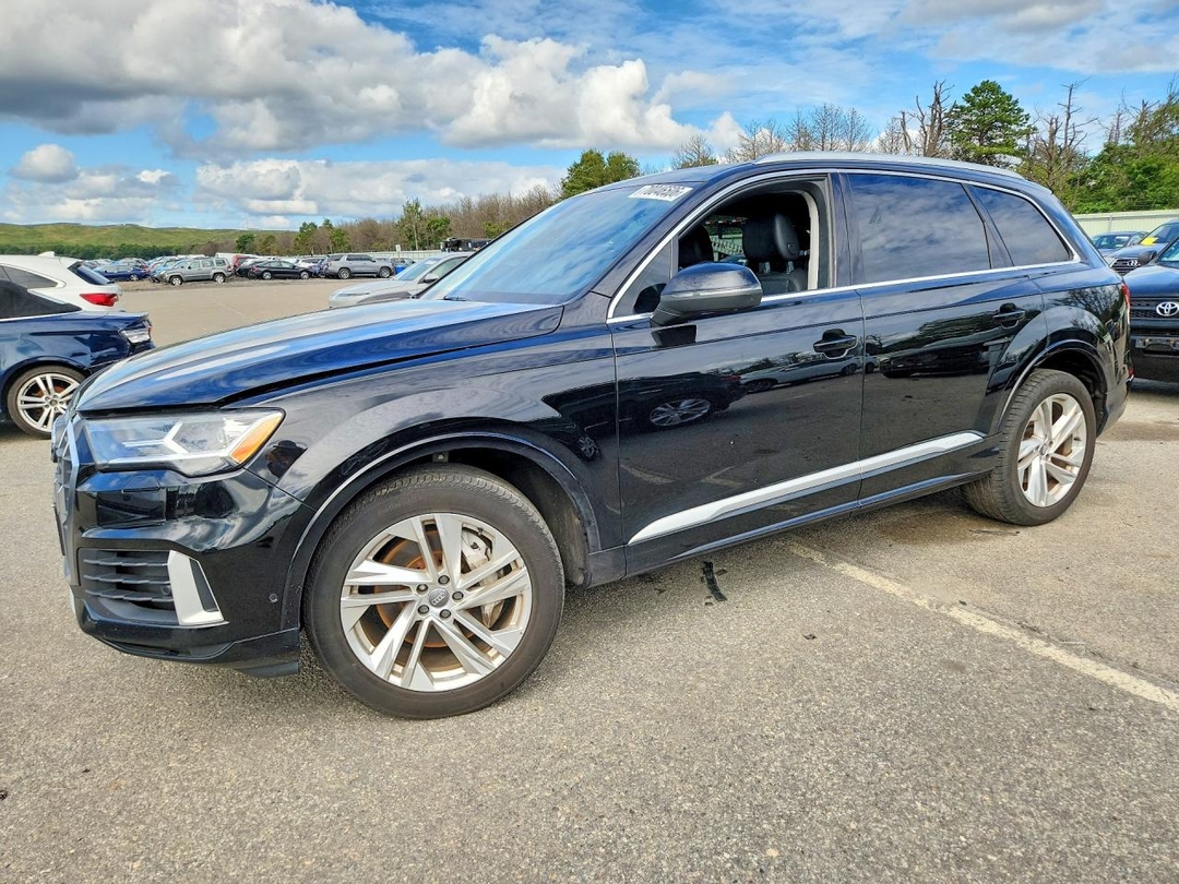Vue de 2020 AUDI Q7 PREMIUM PLUS, angle 1