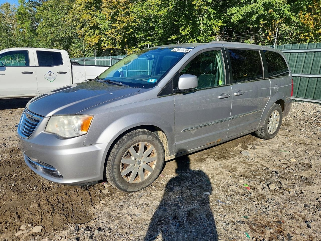Вид 2014 CHRYSLER TOWN &amp; COUNTRY TOURING, угол 1