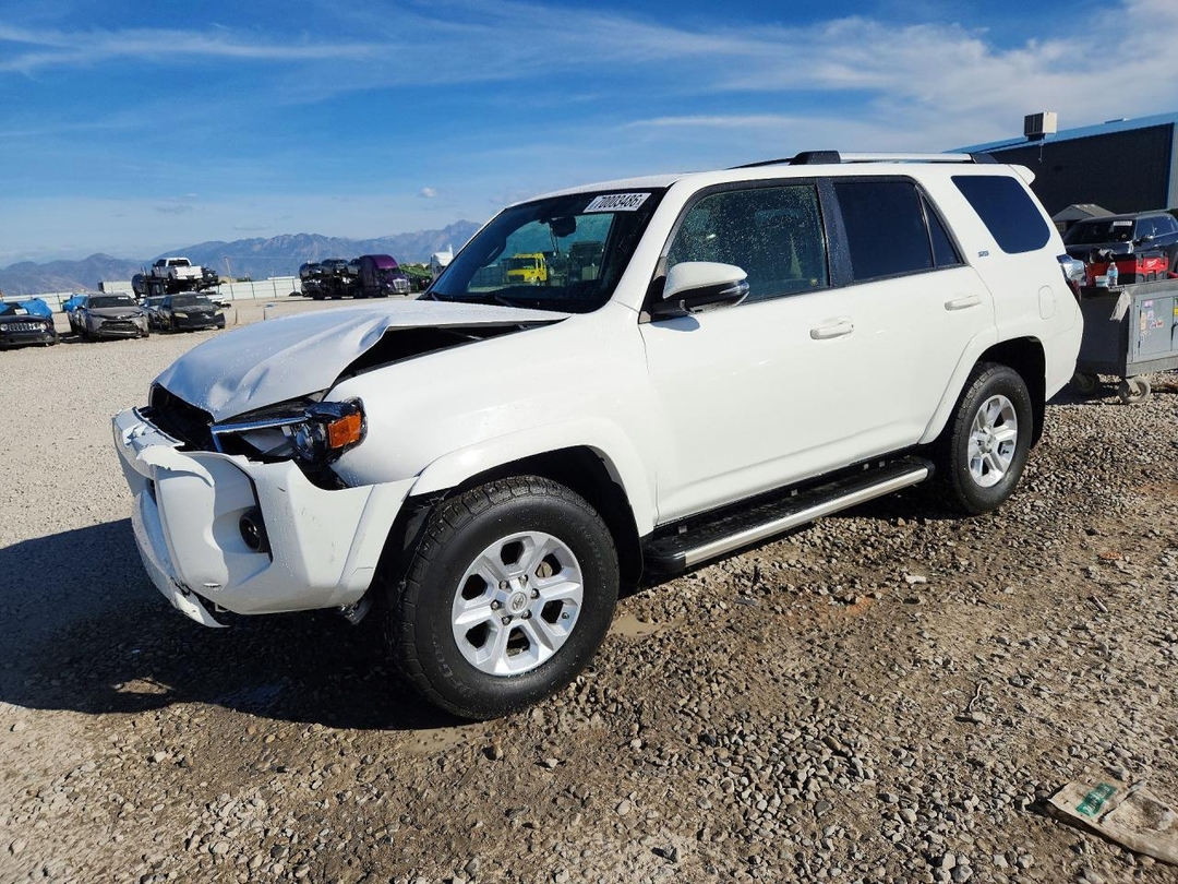 Vue de 2019 TOYOTA 4RUNNER SR5 PREMIUM, angle 1