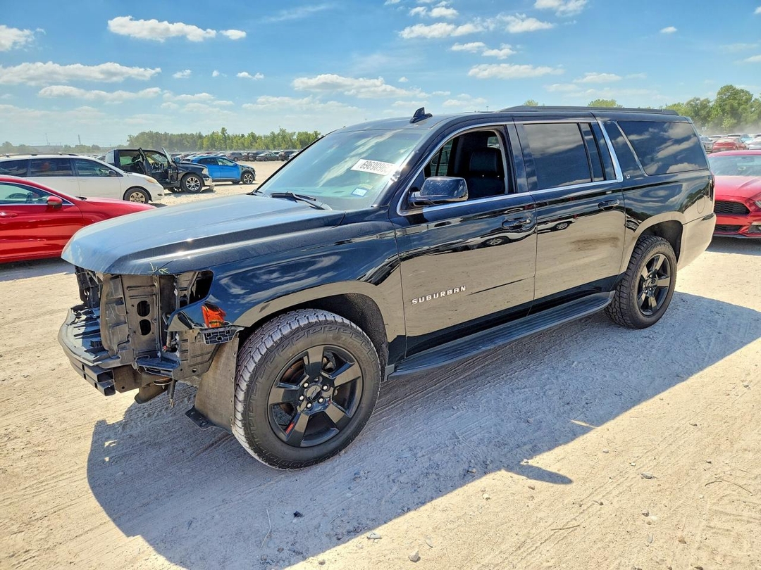 منظر 2019 CHEVROLET SUBURBAN C1500 LT، زاوية 1