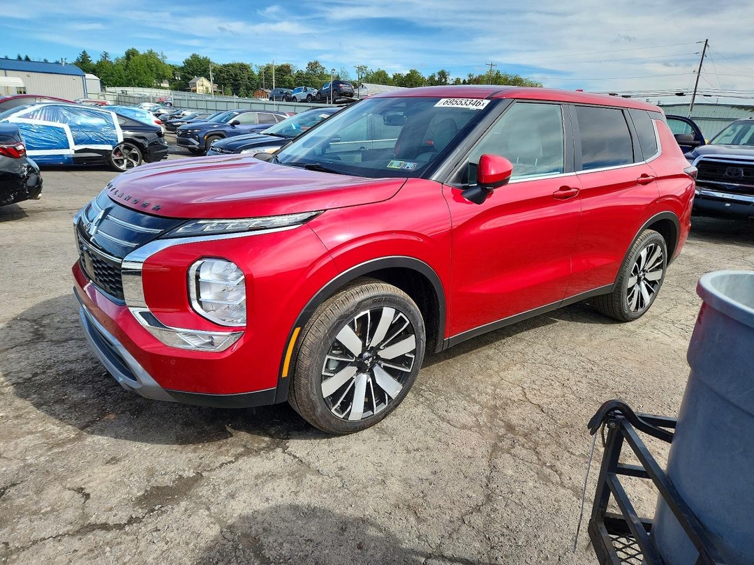 Vue de 2025 MITSUBISHI OUTLANDER SE, angle 1