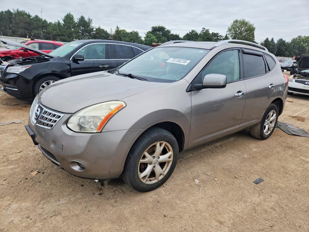 Vue de 2010 NISSAN ROGUE S, angle 1