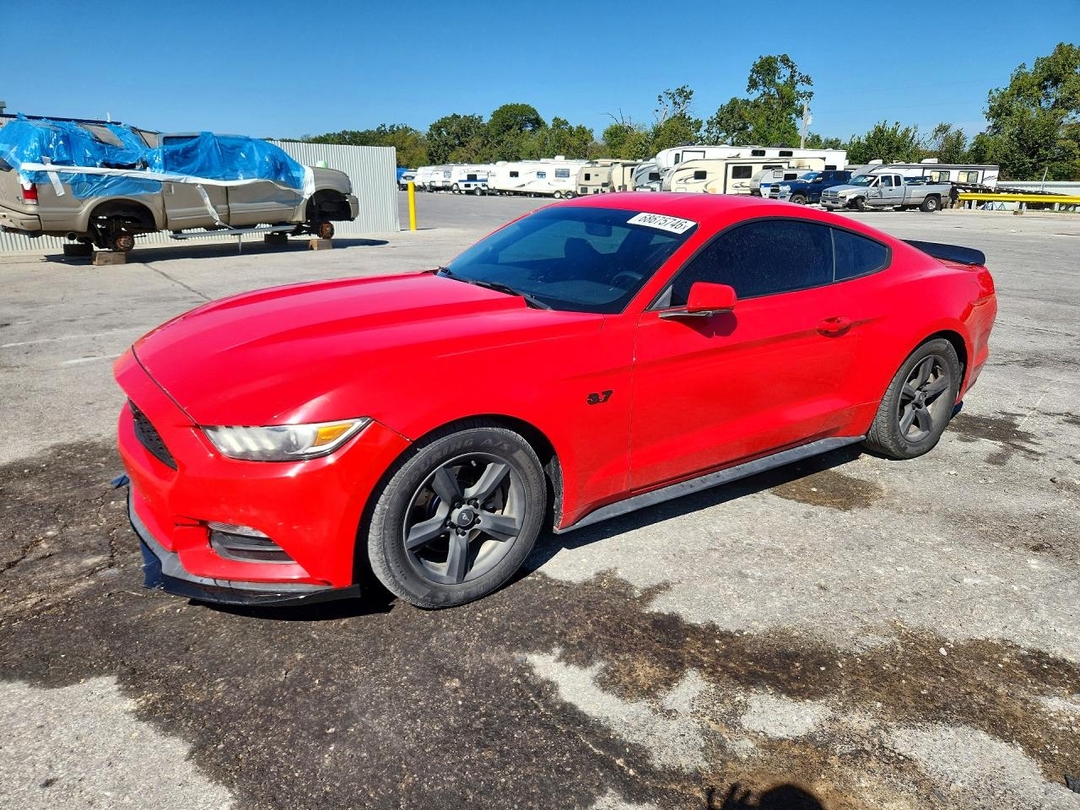 Vue de 2016 FORD MUSTANG, angle 1