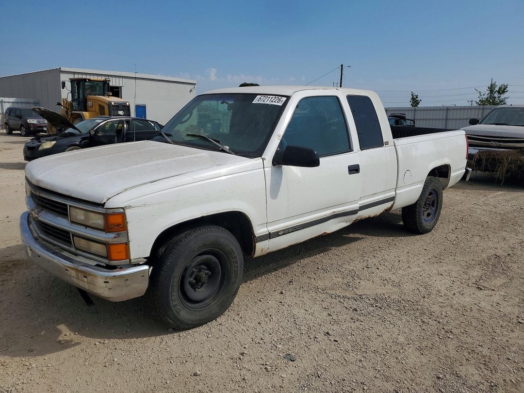 Vue de 1996 CHEVROLET GMT-400 C2500, angle 1