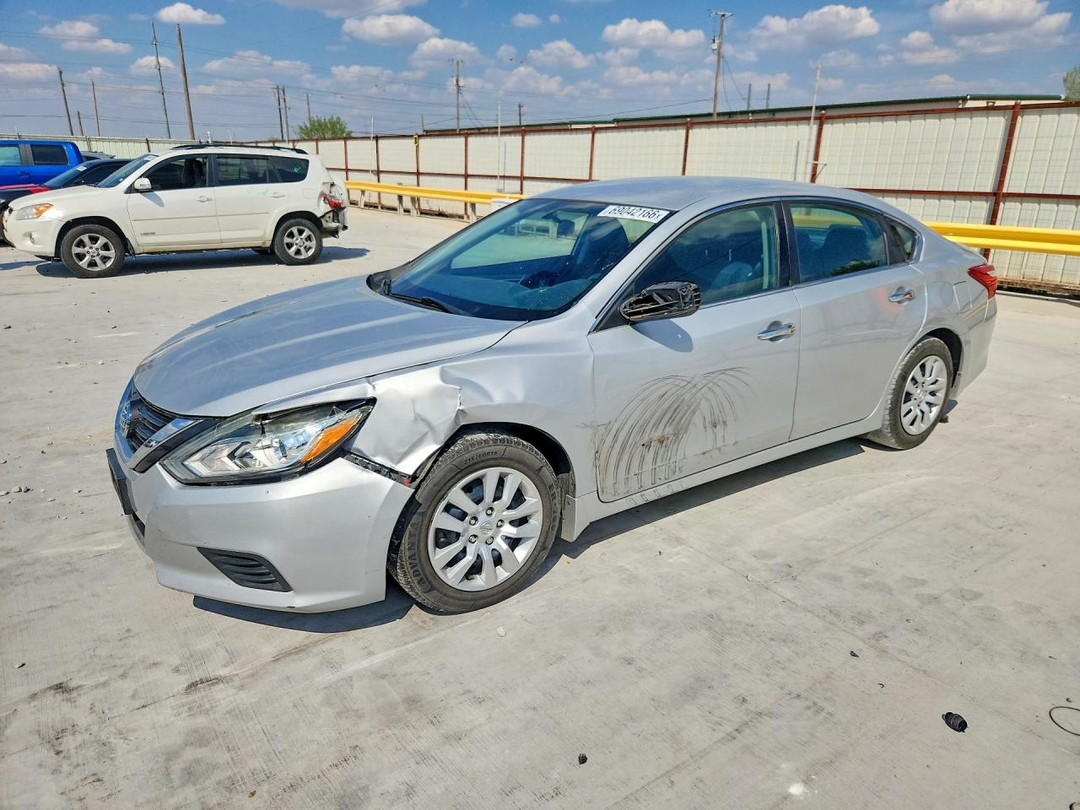 Вид 2017 NISSAN ALTIMA 2.5 S, угол 1