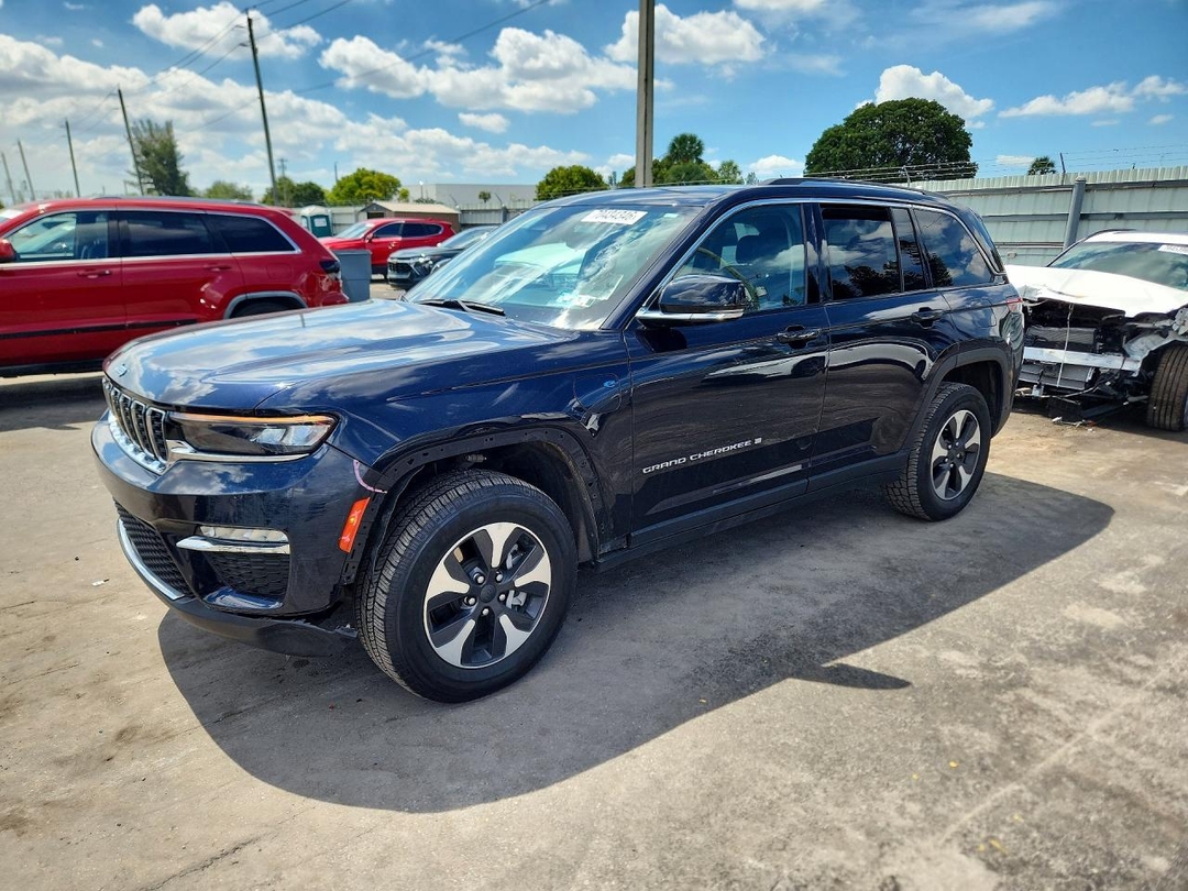 Vue de 2024 JEEP GRAND CHEROKEE LIMITED 4XE, angle 1