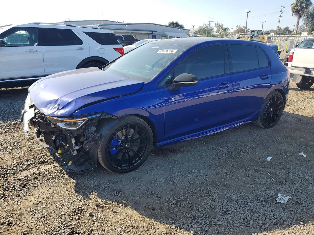 Вид 2026 VOLKSWAGEN GOLF R, угол 1