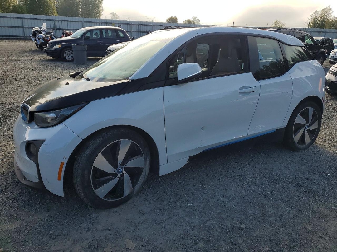 Vue de 2014 BMW I3 BEV, angle 1