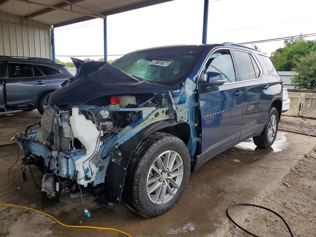Вид 2023 CHEVROLET TRAVERSE LT, угол 1