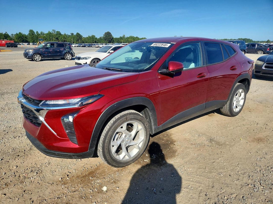 Vue de 2024 CHEVROLET TRAX LS, angle 1