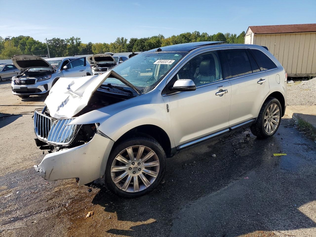 Вид 2013 LINCOLN MKX, угол 1