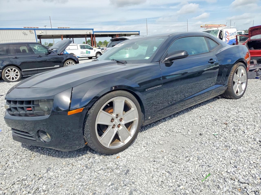 Vue de 2010 CHEVROLET CAMARO LT, angle 1