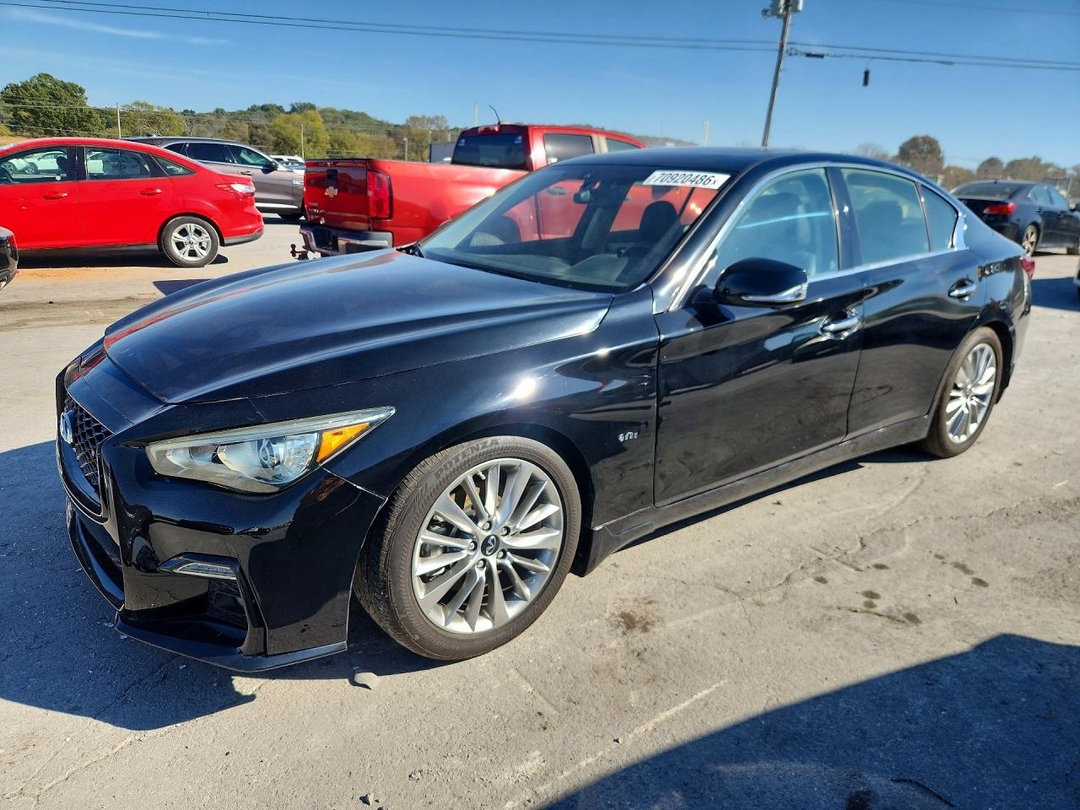 منظر 2024 INFINITI Q50 LUXE، زاوية 1