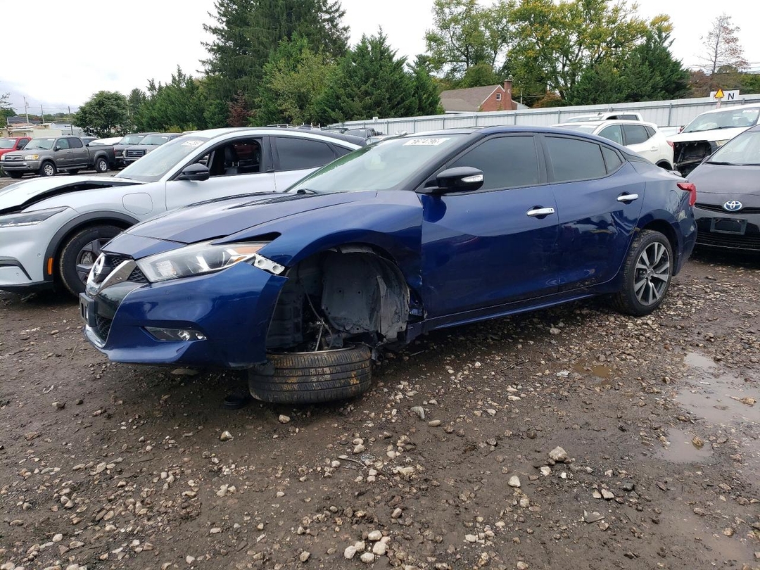 Vue de 2017 NISSAN MAXIMA 3.5 SL, angle 1