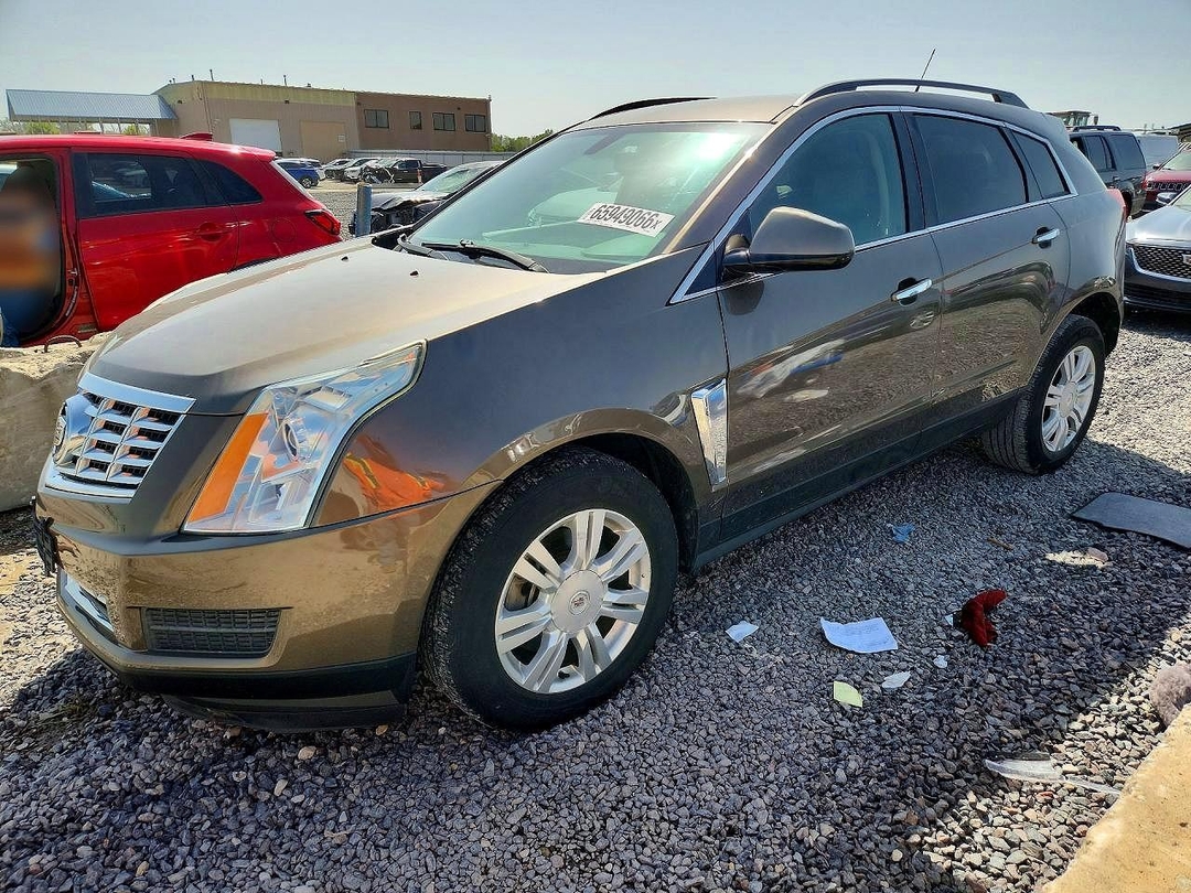 Vue de 2014 CADILLAC SRX, angle 1