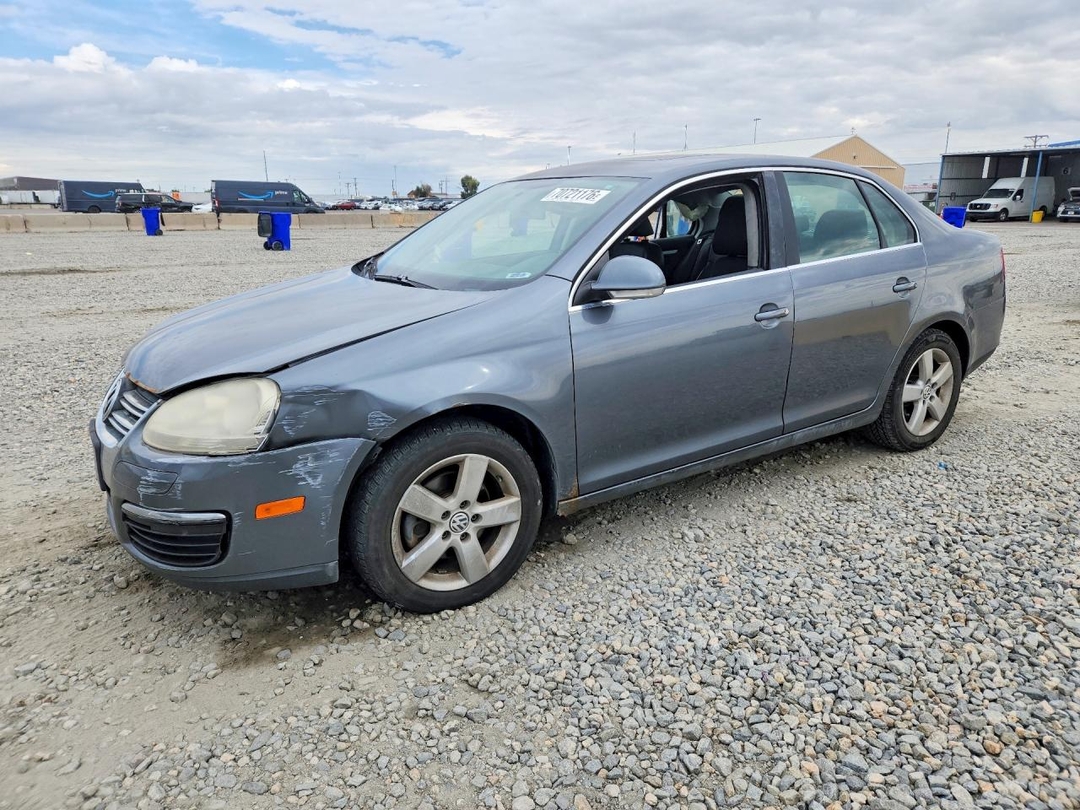 Vue de 2009 VOLKSWAGEN JETTA SE, angle 1