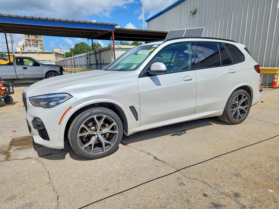 Вид 2021 BMW X5 SDRIVE 40I, угол 1