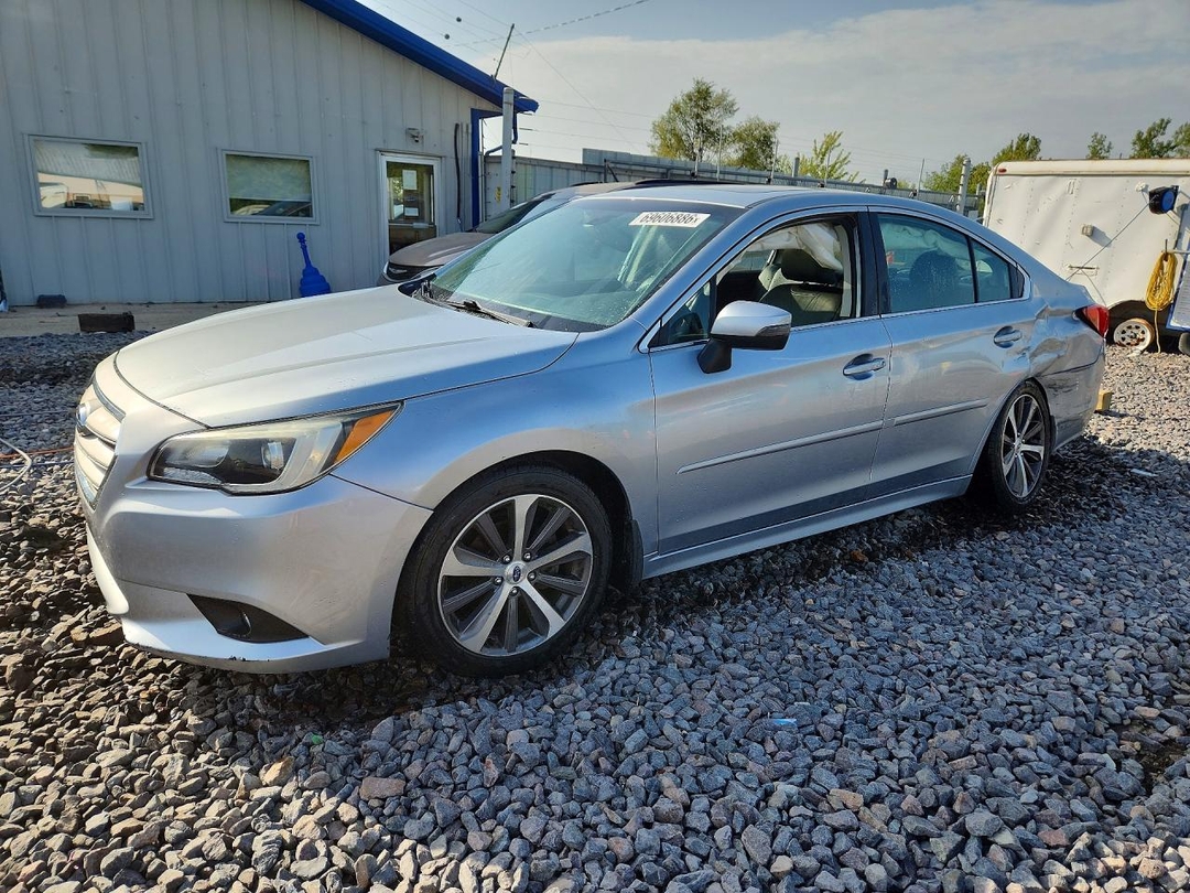 Vue de 2015 SUBARU LEGACY 2.5I LIMITED, angle 1