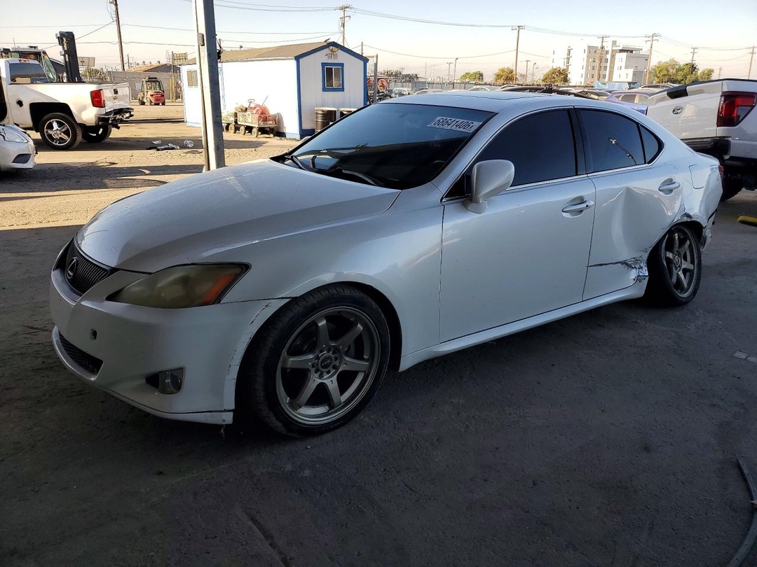 Вид 2008 LEXUS IS 250 BASE, угол 1