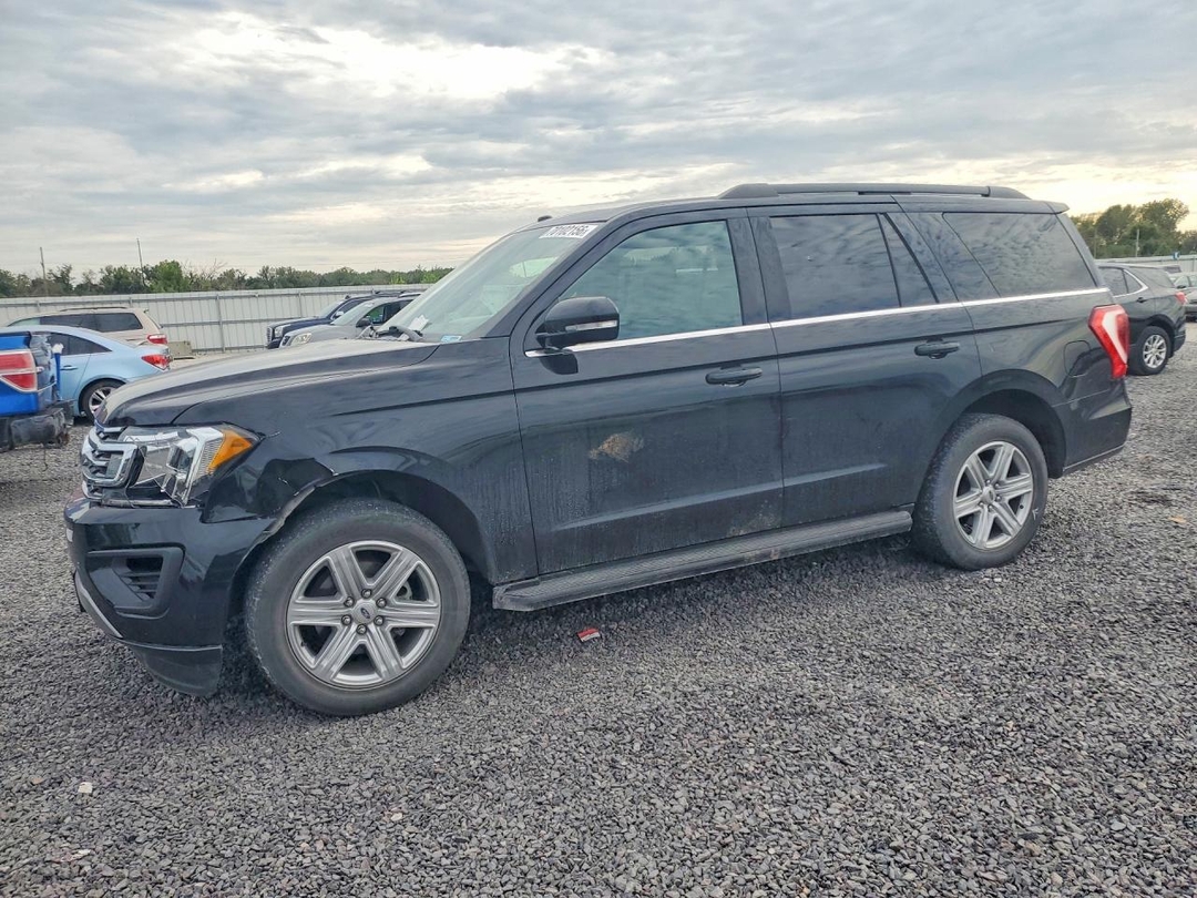 Vue de 2019 FORD EXPEDITION XLT, angle 1