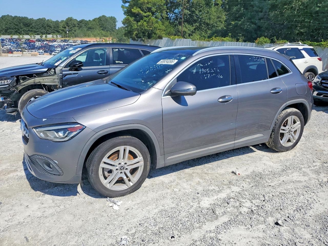 منظر 2021 MERCEDES-BENZ GLA 250، زاوية 1