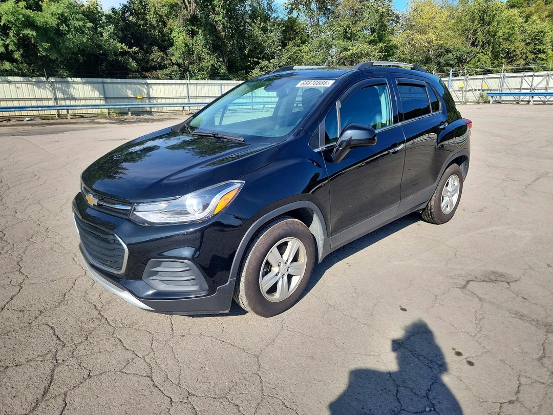 Vue de 2020 CHEVROLET TRAX 1LT, angle 1