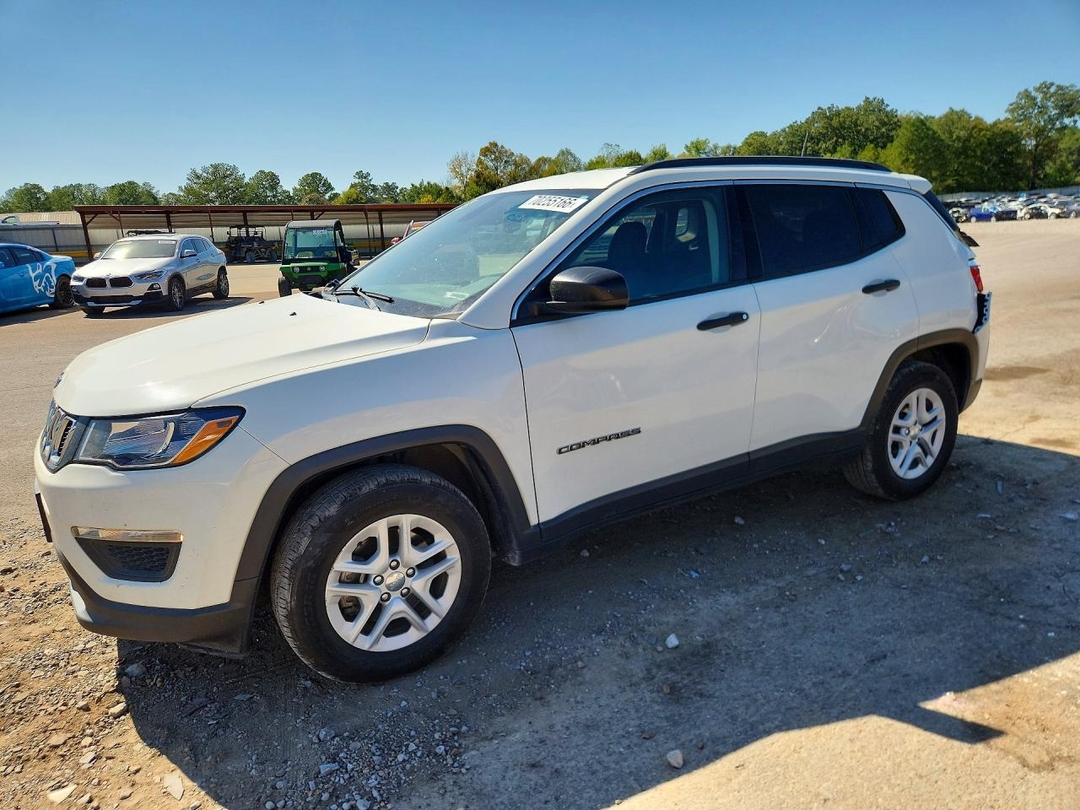 Vue de 2019 JEEP COMPASS SPORT, angle 1