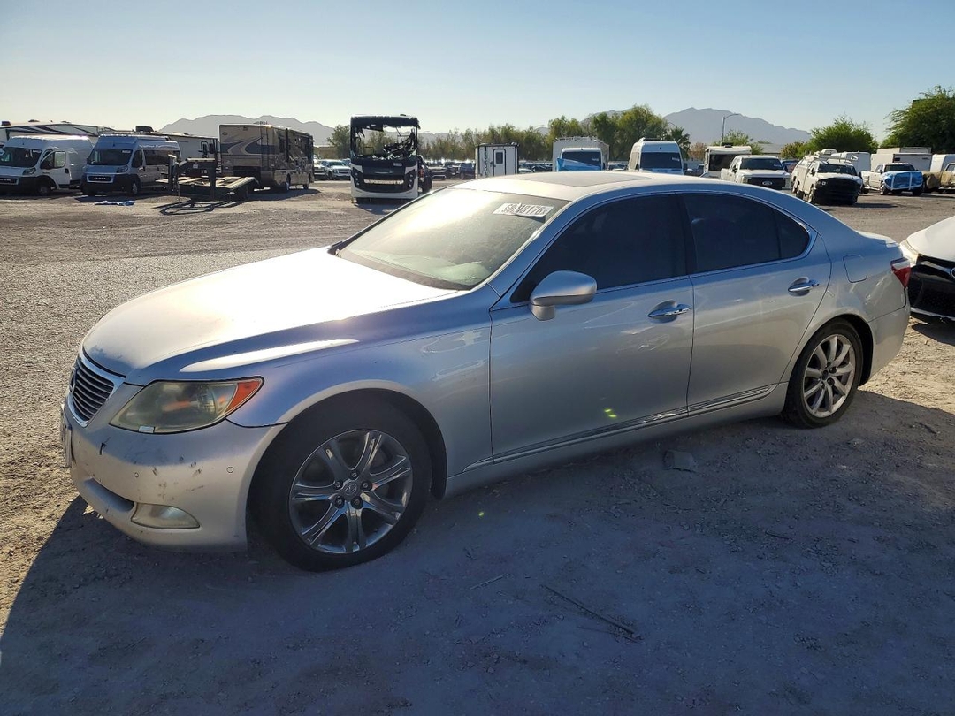 Vue de 2007 LEXUS LS 460, angle 1