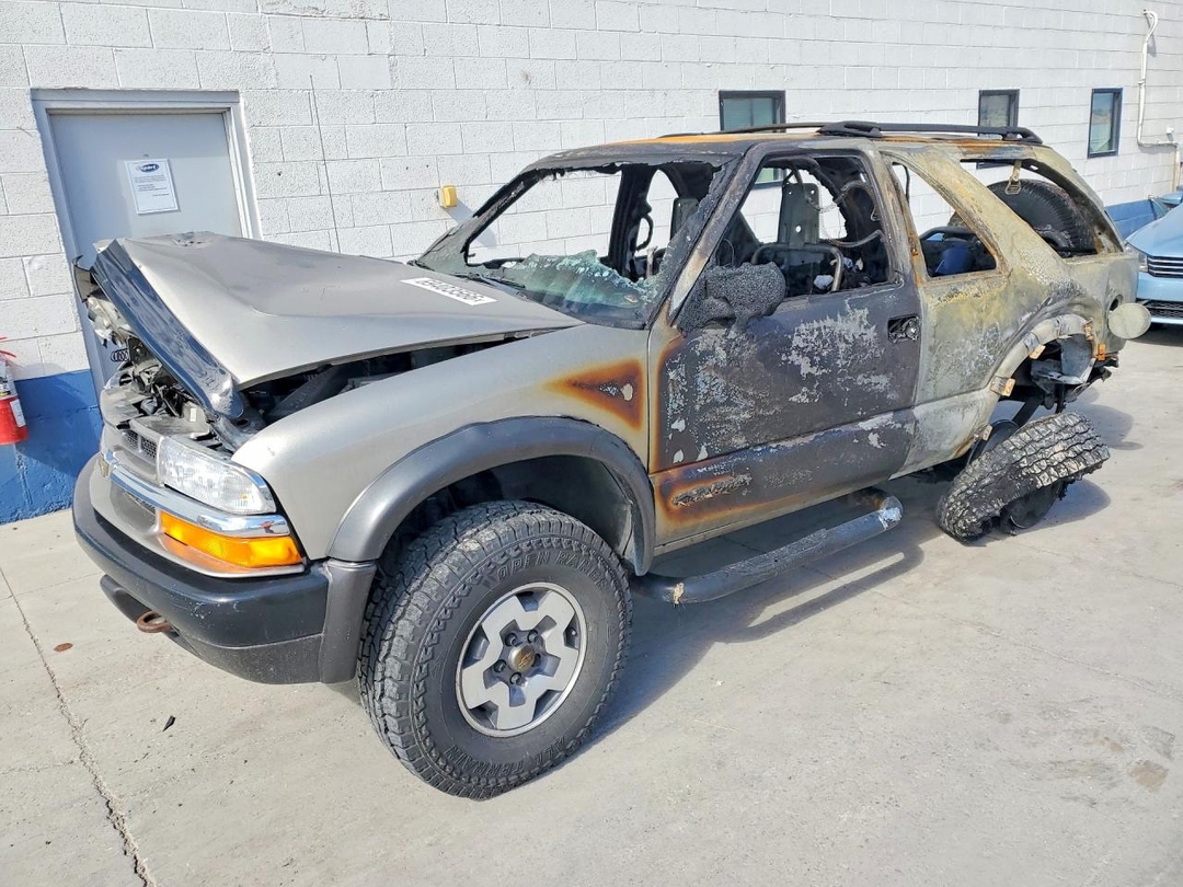 منظر 2000 CHEVROLET BLAZER، زاوية 1