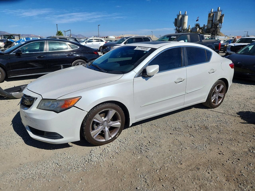 Vue de 2014 ACURA ILX 20, angle 1