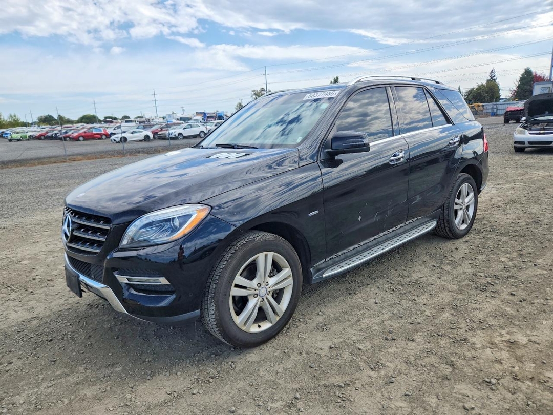 Вид 2012 MERCEDES-BENZ ML 350 BLUETEC, угол 1