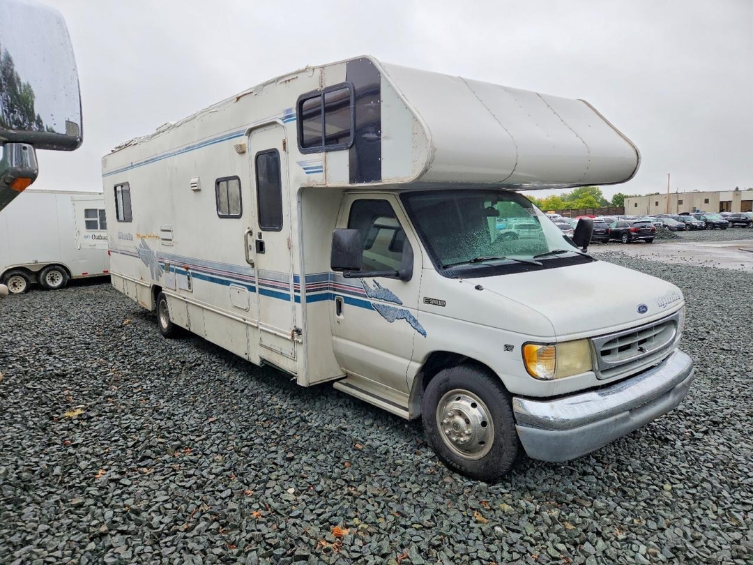 منظر 1998 WINNEBAGO MINNIE RV، زاوية 1