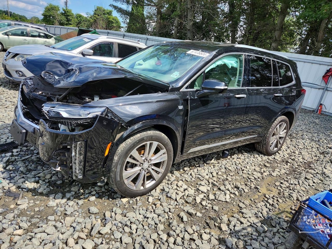 Vue de 2021 CADILLAC XT6 PREMIUM LUXURY, angle 1